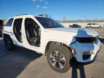 Jeep Grand Cherokee V 2024 Jeep Grand Cherokee Limited 4XE 2024 2.0l 2.0 Hybryda 375KM, zdjęcie 4