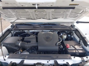 Toyota Tacoma II 2023 Toyota Tacoma SR5 V6 2023 3.5l 3.5 Benzyna 278KM, zdjęcie 9