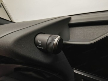 Lexus UX 2025 Od ręki - 300h Business 2.0 Hybrid Dynamic Force 199KM | Podgrzewane fotele, zdjęcie 8