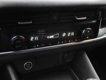 Nissan Qashqai III Crossover 1.3 DIG-T MHEV 140KM 2022 Nissan Qashqai 1.3 DIG-T, Salon Polska, zdjęcie 15