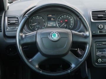 Skoda Roomster Mikrovan Facelifting 1.2 TSI 105KM 2012 Skoda Roomster 1.2 TSI, Salon Polska, Serwis ASO, zdjęcie 15