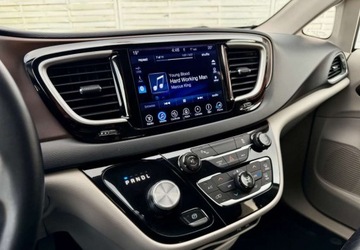 Chrysler Pacifica I 2016 Chrysler Pacifica Chrysler Pacifica 3.6 Benzyna 290KM, zdjęcie 10