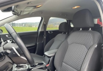 Kia Ceed III Hatchback 1.5 T-GDI 160KM 2021 Kia Ceed Kia Ceed 1.5 T-GDI M DCT 1.5 Benzyna 160KM, zdjęcie 10