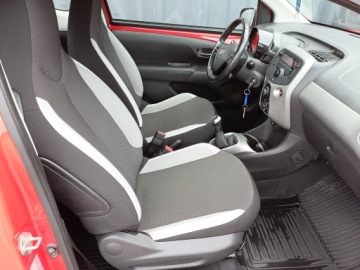 Toyota Aygo II Hatchback 5d 1.0 VVT-i 69KM 2018 Toyota Aygo 1.0 VVT-i X-play II (2014-) 1.0 VVT-i, zdjęcie 11