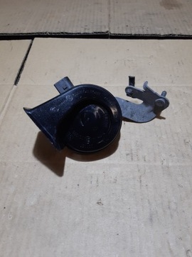AUDI A4 B9 KLAKSON SYGNAŁ DŹWIĘKOWY LEWY PRZÓD 8W0951223