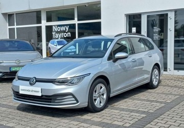 Volkswagen Golf VIII Variant 1.5 TSI 130KM 2021 Volkswagen Golf 1.5 TSI 130kM Salon Polska, serwisowany w ASO, F.VAT 23, zdjęcie 2