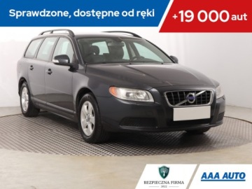 Volvo V70 III Kombi 2.0 TD 136KM 2010 Volvo V70 2.0 D, Skóra, Navi, Xenon, Bi-Xenon