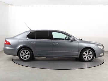 Skoda Superb II Sedan 1.8 TSI 160KM 2009 Skoda Superb 1.8 TSI, DSG, Klima, Klimatronic, zdjęcie 2