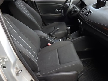 Renault Megane III Hatchback Facelifting 1.5 dCi 90KM 2013 Renault Megane 1.5 dCi, Navi, Klima, Tempomat,ALU, zdjęcie 8