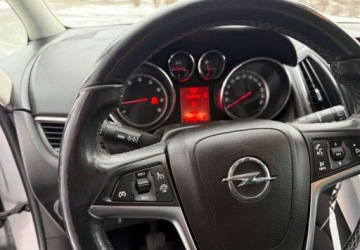 Opel Zafira C Tourer 1.4 Turbo ECOTEC 140KM 2012 Opel Zafira Opel Zafira Tourer 1.4 Turbo Business Innovation 1.4 Benzyna, zdjęcie 7