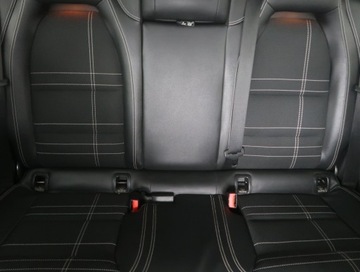 Mercedes CLA C117 Coupe 1.6 200 156KM 2013 Mercedes CLA 200, Salon Polska, Automat, Skóra, zdjęcie 9