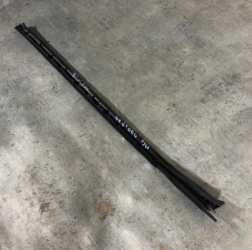 BMW X5 G05 2018 - СКРЕБНАЯ НАКЛАДКА ПЕРЕДНЕГО СТЕКЛА ЛЕВАЯ, ОРИГИНАЛ