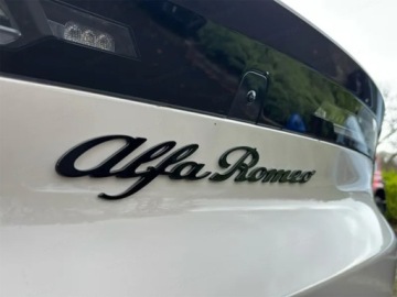 Alfa Romeo Junior SUV 1.2 Hybrid 145KM 2026 ALFA ROMEO Junior Ibrida Ti Suv 1.2 (145KM) 2026, zdjęcie 10