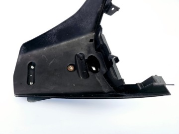 Peugeot Satelis 500 заднее крыло, крепление пластины