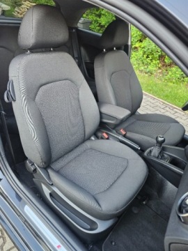 Audi A1 I Hatchback 3d 1.6 TDI 90KM 2014 Audi A1 3-drzwiowe S-LINE ASO navi grz. fotele klima ALU 17 2xkola g, zdjęcie 14