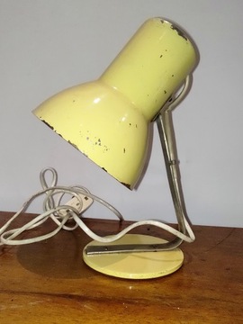 Biurkowa lampka 446 z Sochaczewa, lata 70.