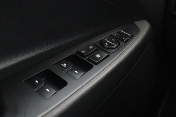 Hyundai Tucson III SUV 2.0 CRDI 136KM 2016 Hyundai Tucson 2.0 CRDi, Salon Polska, 4X4, Navi, zdjęcie 18