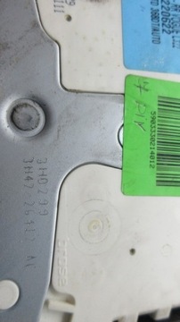LAND ROVER VOGUE L322 3.6 TD 1137569-2K1983-111 ZÁMEK DVEŘE PRAVÝ ZADNÍ
