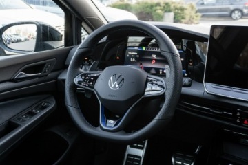 Volkswagen Golf VIII R Facelifting 2.0 TSI 333KM 2026 Volkswagen Golf Variant R 2.0 TSI 4Motion 333 KM, zdjęcie 29