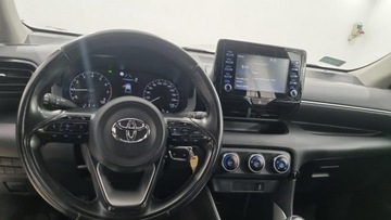 Toyota Yaris IV Hatchback 1.0 VVT-i 72KM 2022 Toyota Yaris 1.0 Comfort VAN, zdjęcie 12