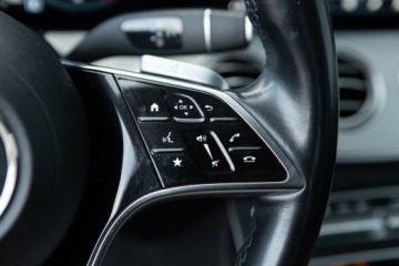 Mercedes Klasa E W213 Limuzyna 2.0 220d 194KM 2020 Mercedes-Benz Klasa E E220d 4 Matic AMG Salon Polska Autotrade Mercedes, zdjęcie 20