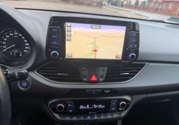 Hyundai i30 II Wagon Facelifting 1.6 CRDi 110KM 2017 Hyundai i30 1.6Crdi 110 PS NAVI Kamera Extra stan 1.6 Diesel 110KM, zdjęcie 19