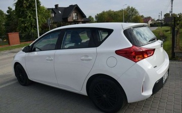 Toyota Auris II Hatchback 5d Facelifting 1.33 Dual VVT-i 99KM 2015 Toyota Auris 1.3B Klima 2015r Oryginal Lakier 2 Kpl Kol Sprowadzony Oplaco, zdjęcie 13