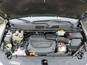 Chrysler Pacifica II 2023 Chrysler Pacifica Hybrid Touring L 2023 3.6l 3.6 Hybryda 260KM, zdjęcie 6