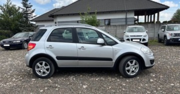 Suzuki SX4 I Sedan 1.6 VVT 120KM 2010 Suzuki SX4 1.6B 120KM zadbany dobrze utrzymany 1.6 Benzyna 120KM, zdjęcie 2