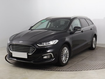 Ford Mondeo V Kombi Facelifting 2.0 Hybrid 187KM 2021 Ford Mondeo 2.0 Hybrid, Serwis ASO, Automat, Navi, zdjęcie 1
