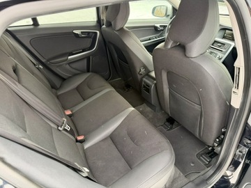 Volvo V60 I Kombi 2.0 D3 163KM 2012 Volvo V60 R-Design 2.0d D4 163KM 5cylinów Manual, zdjęcie 11