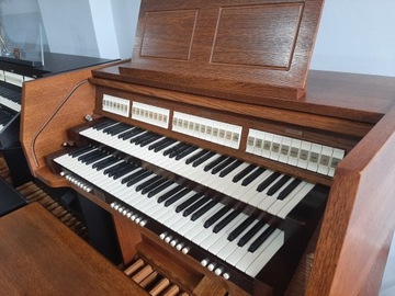 ЦИФРОВОЙ ЦЕРКОВНЫЙ ОРГАН JOHANNUS WESLEY JUBILATE DELUXE