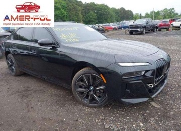 BMW Seria 7 G70 2024 BMW Seria 7 760i xDrive 2024 4.4l 4.4 Benzyna 536KM