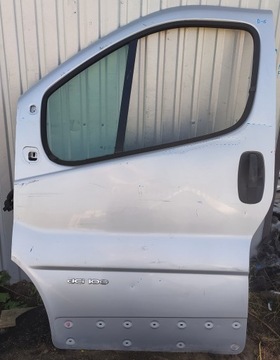 DVEŘE PŘEDNÍ LEVÝ RENAULT TRAFIC II OPEL VIVARO A PRIMASTAR 01-14 PN