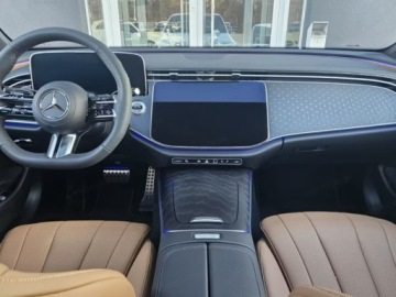 Mercedes Klasa E W214 2025 E Klasa 300 e 4-Matic AMG 2.0 (333KM) 2025, zdjęcie 7