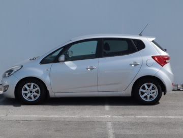 Hyundai ix20 Mikrovan 1.4 CVVT 90KM 2011 Hyundai ix20 1.4 CVVT, Salon Polska, zdjęcie 2