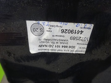 LOKETNÍ OPĚRKA VW PHAETON 07R
