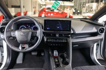 Toyota C-HR II SUV 2.0 Hybrid Dynamic Force 197KM 2024 Toyota C-HR 2.0 Hybrid Dynamic Force GR Sport 2.0 Hybryda 197KM, zdjęcie 3