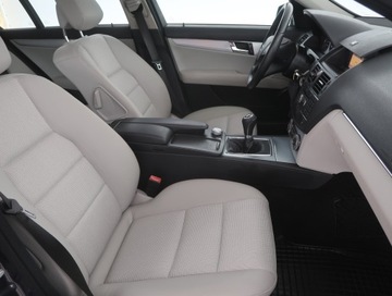 Mercedes Klasa C W203 Coupe W203 1.8 (C 200 Kompressor) 163KM 2008 Mercedes C C 200 Kompressor , Skóra, Navi, Xenon, zdjęcie 8