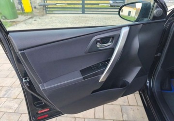 Toyota Auris II 2015 Toyota Auris Toyota Auris 1.8 Hybryda 99KM, zdjęcie 13