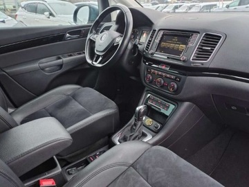 Volkswagen Sharan II Van Facelifting 2.0 TDI 177KM 2019 Volkswagen Sharan VATmarza ACC 7os. bogata opcja Salon PL od Dealera, zdjęcie 12