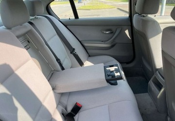 BMW Seria 3 E90-91-92-93 Limuzyna E90 318i 129KM 2006 BMW Seria 3 BMW Seria 3 318i 2.0 Benzyna 129KM, zdjęcie 27