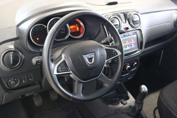 Dacia Lodgy Minivan Facelifting 1.2 TCe 115KM 2018 Dacia Lodgy 1,2 T bezn moc 115KM 7 osobowy , isofix navigacja 1.2 Benzyna, zdjęcie 13