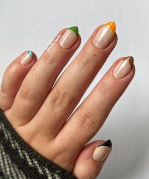 Sally Hansen Insta Dri Lakier Pinky Please 743