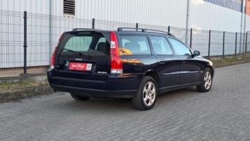 Volvo V70 II 2.4 140KM 2005 Volvo V70 2,4 BENZYNA NIEZNISZCZALNY SZWEDZKI LOS 2.4 Benzyna 140KM, zdjęcie 4