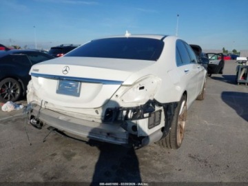 Mercedes Klasa S W222 2015 Mercedes-Benz Klasa S 600 v12 2015 6.0 Benzyna 523KM, zdjęcie 5