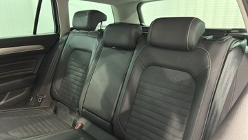 Volkswagen Passat B8 Variant Facelifting 2.0 TSI 190KM 2022 Volkswagen Passat 2.0 TSI Elegance DSG Kombi, zdjęcie 11