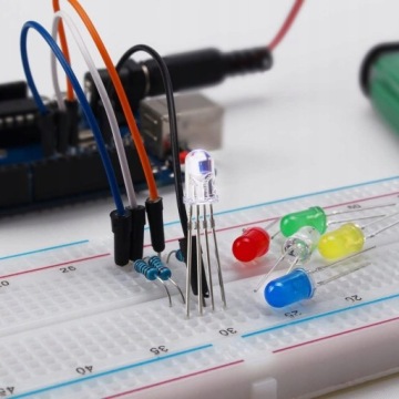 НАБОР ЭЛЕКТРОННЫХ КОМПОНЕНТОВ ДЛЯ ARDUINO PI — КОНТАКТНАЯ ПЛАТА, 830 ШТ., DIY