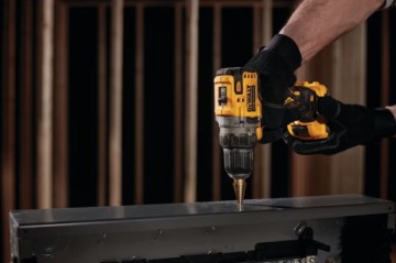 НАБОР ИЗ 6 КОМБИНИРОВАННЫХ ЭЛЕКТРОИНСТРУМЕНТОВ DEWALT DCK611P1D2 ОТВЕРТКА С ПРИВОДОМ 12 В