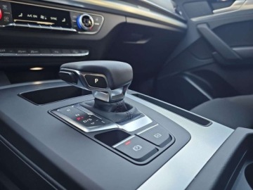 Audi Q5 II SUV Facelifting 2.0 40 TDI 204KM 2024 Audi Q5 matrixy, ambient plus, tempomat, kamera cofania, 2.0 Diesel 204KM, zdjęcie 18